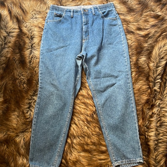 80’s Medium Wash Straight Leg High Rise Mom Jeans by Lee